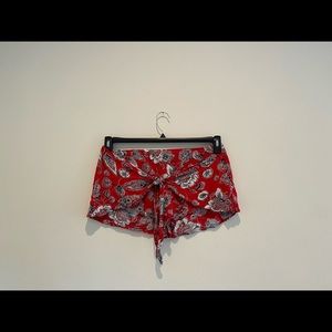 Out from under flowly shorts